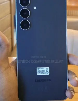 New Samsung Galaxy S25 256 GB