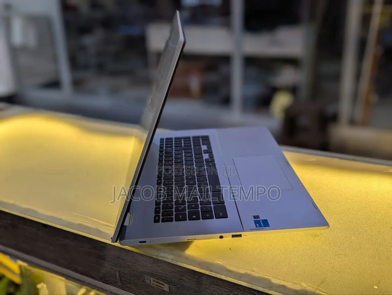 Laptop Asus 8GB Intel Pentium SSD 128GB