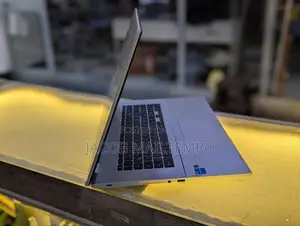 Laptop Asus 8GB Intel Pentium SSD 128GB