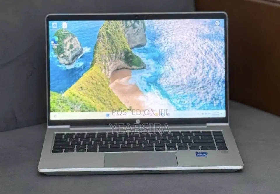 New Laptop HP ProBook 640 G8 16GB Intel Core i5 SSD 512GB