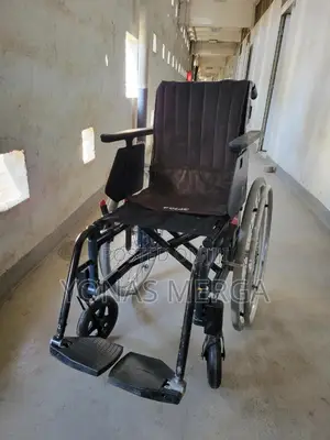 Used Normal Wheelchair盒犬remploy 8trl Self Propelled Wheelchair