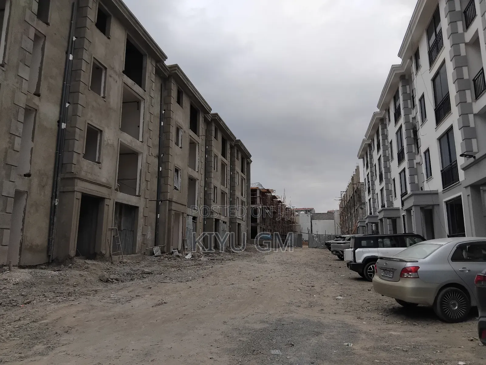 3bdrm Apartment in Metro, Bole for sale