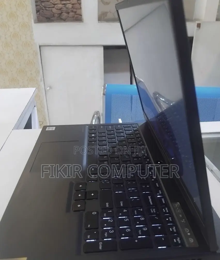 New Laptop Lenovo Legion 5 16GB Intel Core i7 SSD 512GB