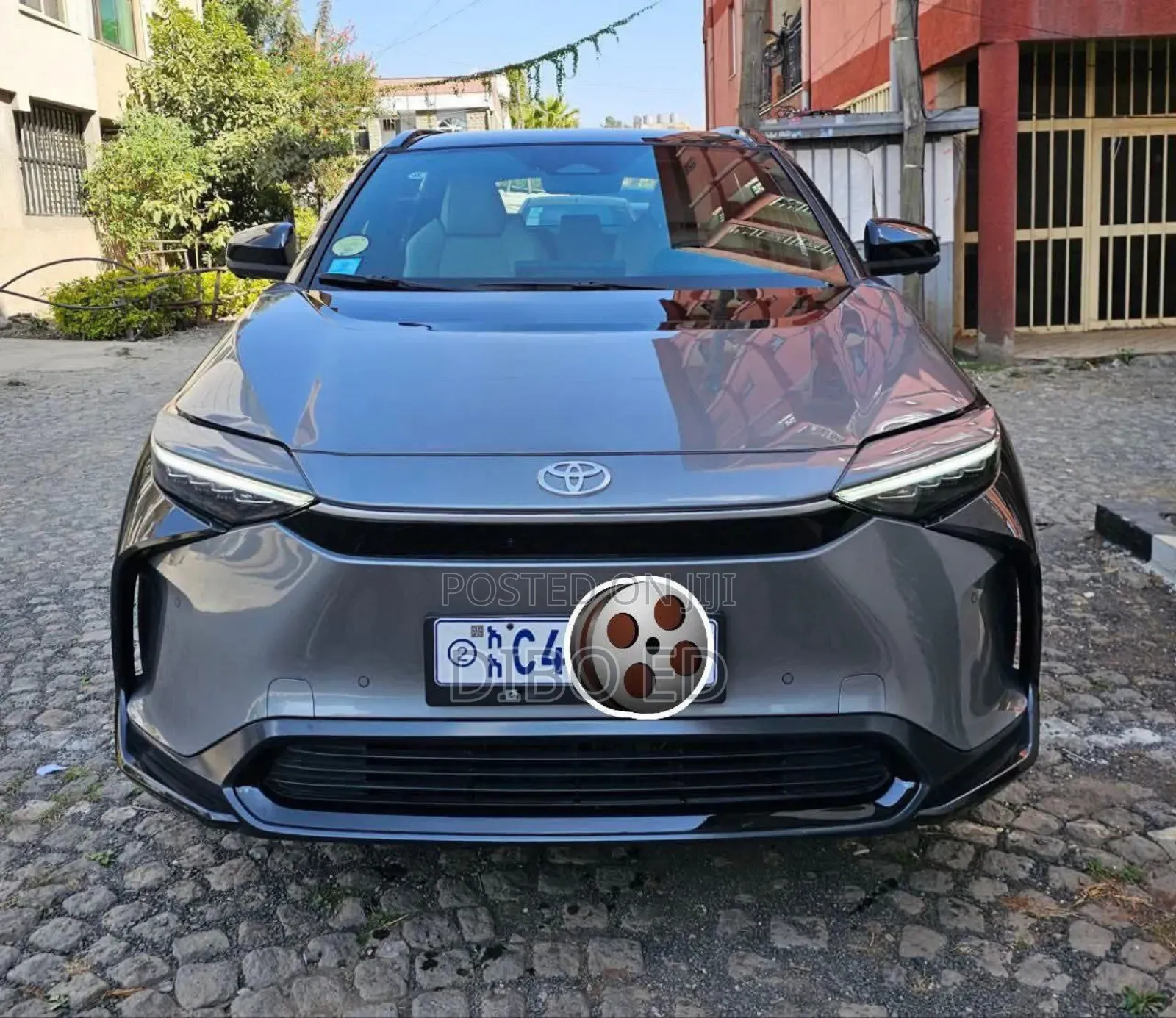 Toyota bZ4X 71.4 kWh AWD 2023 Gray
