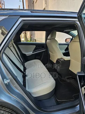 Toyota bZ4X 71.4 kWh AWD 2023 Gray