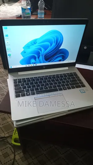 New Laptop HP EliteBook 840 8GB Intel Core i5 SSD 512GB
