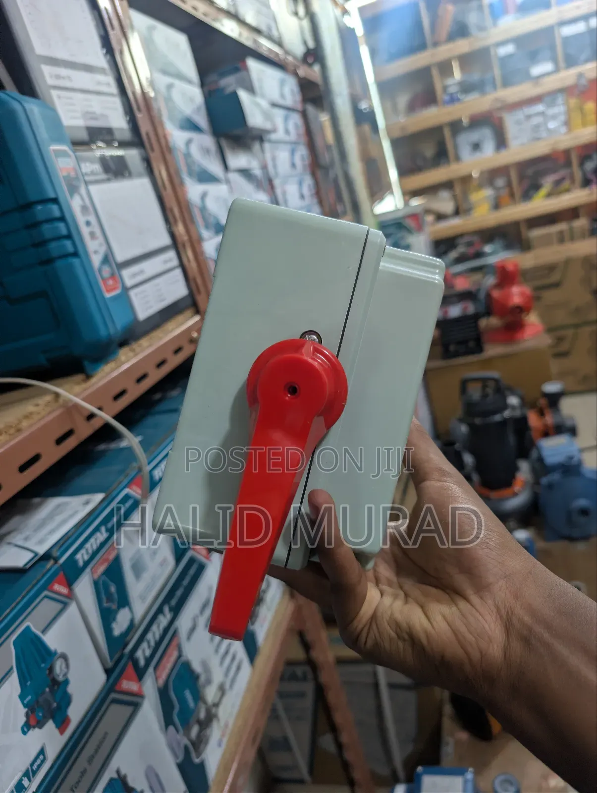 Manual Changeover Switch (1-0-2 Rotary Switch)