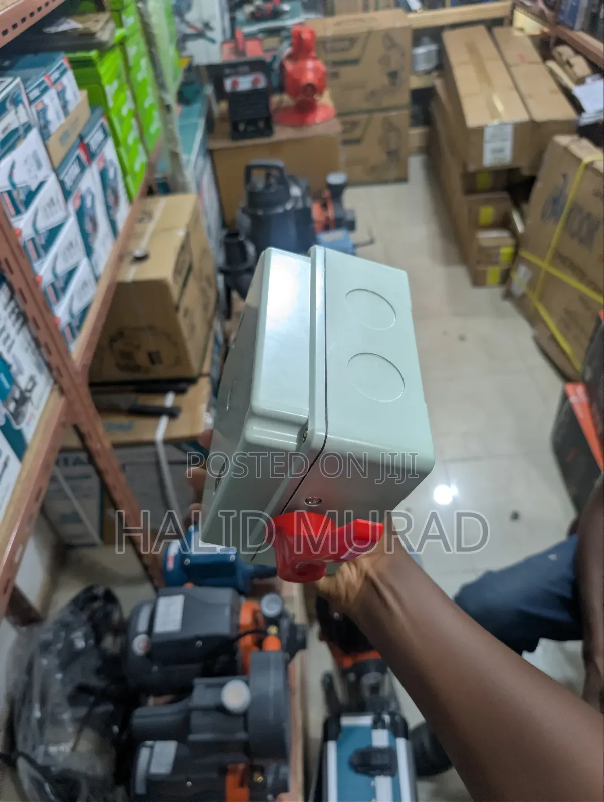 Manual Changeover Switch (1-0-2 Rotary Switch)