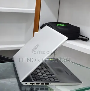 New Laptop HP Stream Notebook 8GB Intel Core i7 SSD 1T