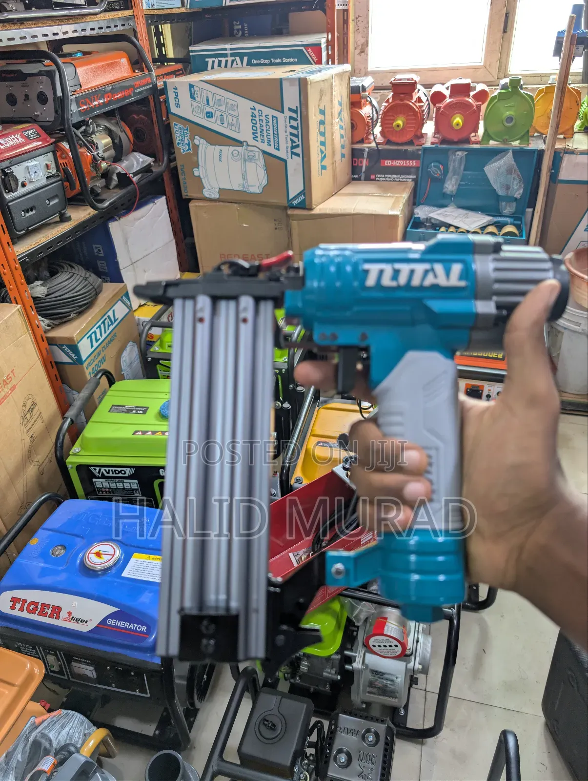 Air Brad Nailer