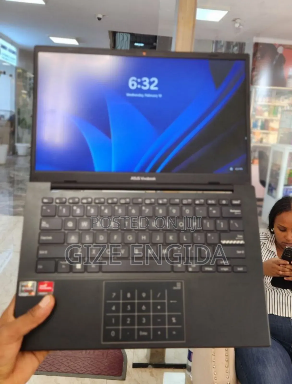 New Laptop Asus VivoBook E403NA 8GB AMD Ryzen 5 SSD 512GB