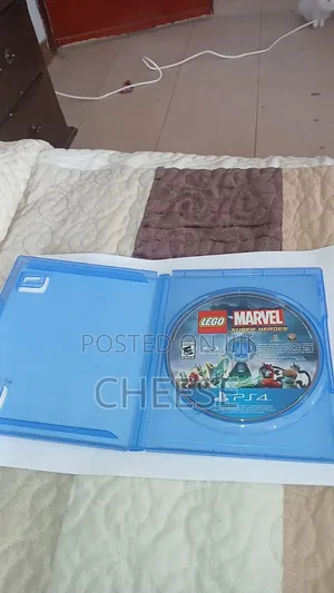 Ps4 Games(Stray and Lego Marvel Superheroes)