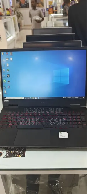 New Laptop HP Omen 15 16GB Intel Core i7 SSD 512GB