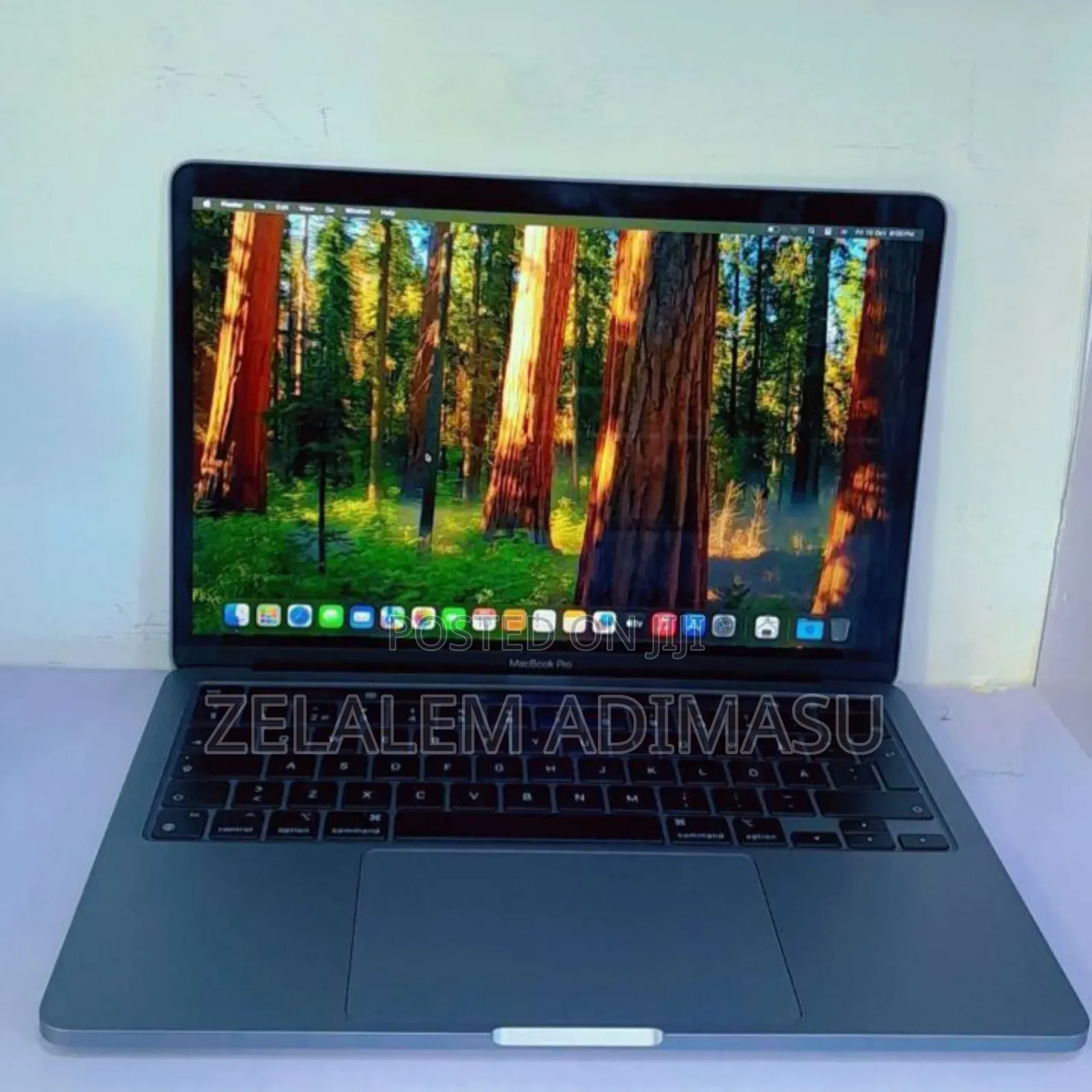 New Laptop Apple MacBook Air 2020 M1 8GB Apple M1 SSD 256GB