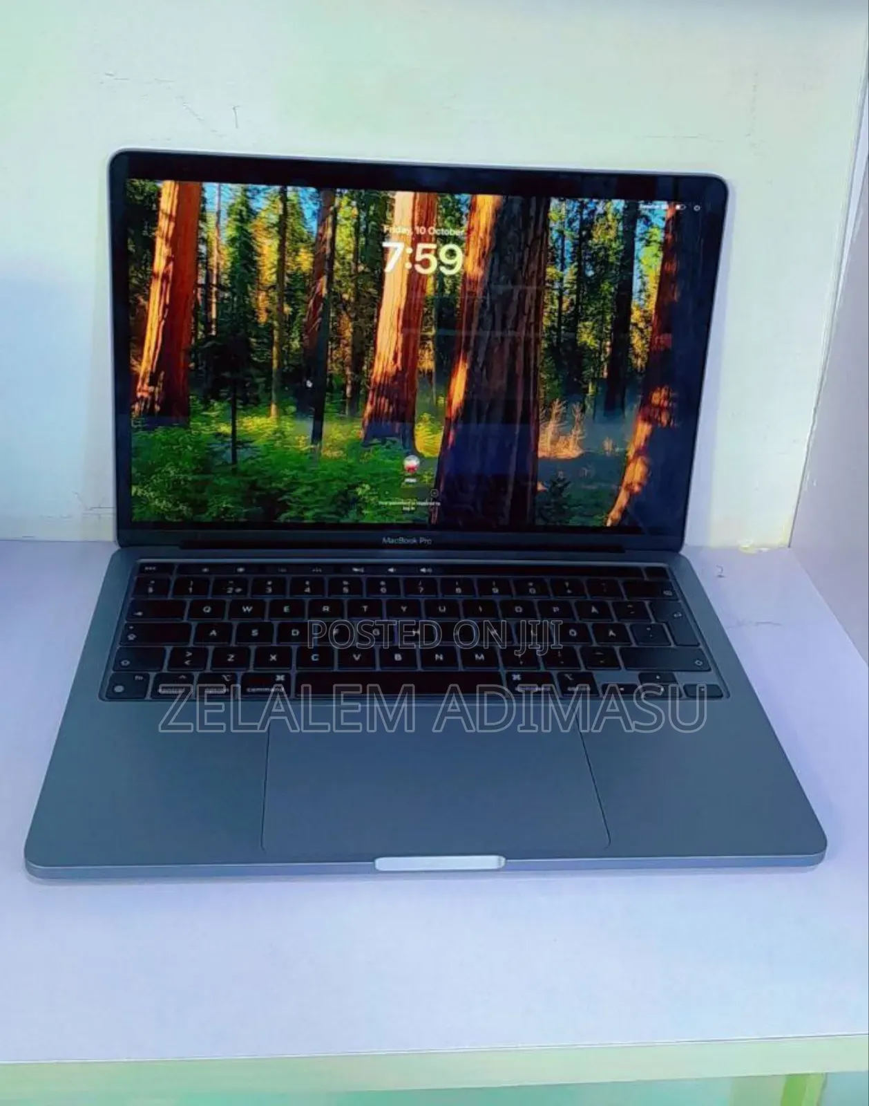 New Laptop Apple MacBook Air 2020 M1 8GB Apple M1 SSD 256GB