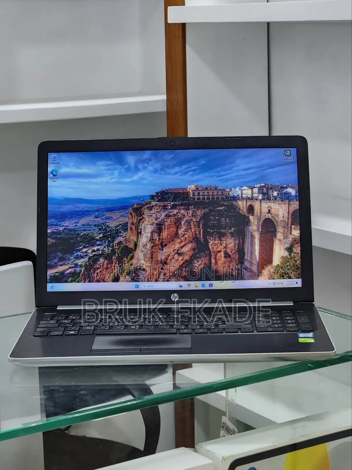 New Laptop HP Stream Notebook 8GB Intel Core i7 SSD 1T