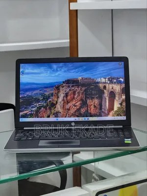 New Laptop HP Stream Notebook 8GB Intel Core i7 SSD 1T