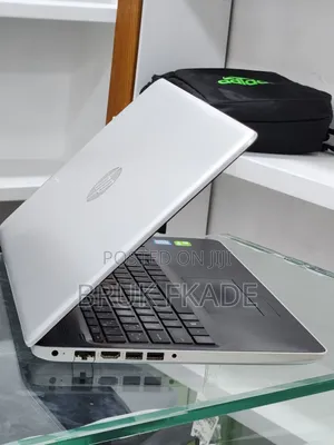 New Laptop HP Stream Notebook 8GB Intel Core i7 SSD 1T