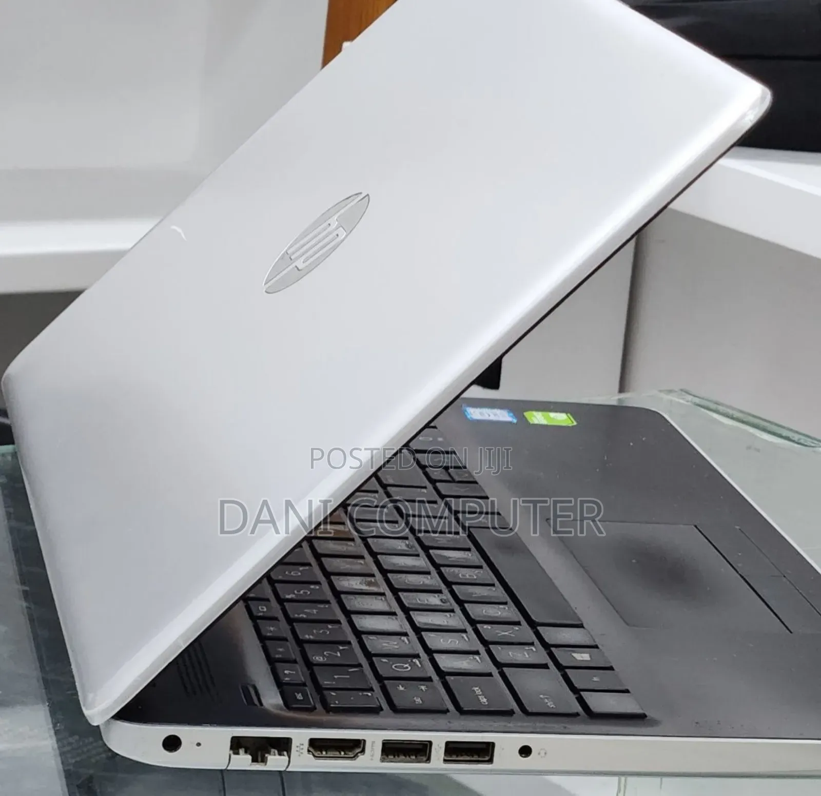 New Laptop HP Stream Notebook 8GB Intel Core i7 SSD 1T