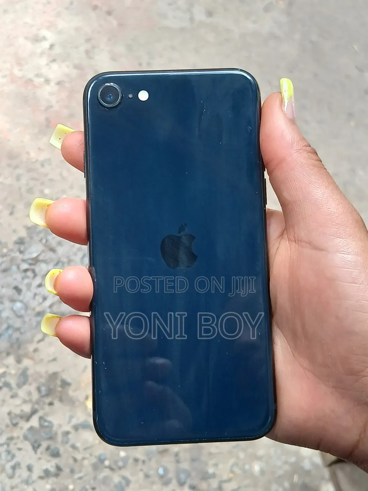 Apple iPhone SE (2022) 64 GB Black