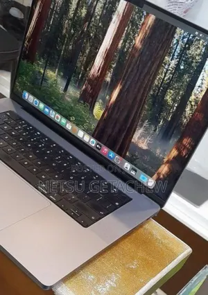 New Laptop Apple MacBook Pro M1 16GB Apple M1 Pro SSD 1T