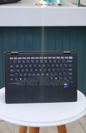 New Laptop HP OmniBook X Flip 14" 16GB Intel Core Ultra 7 SSD 1T