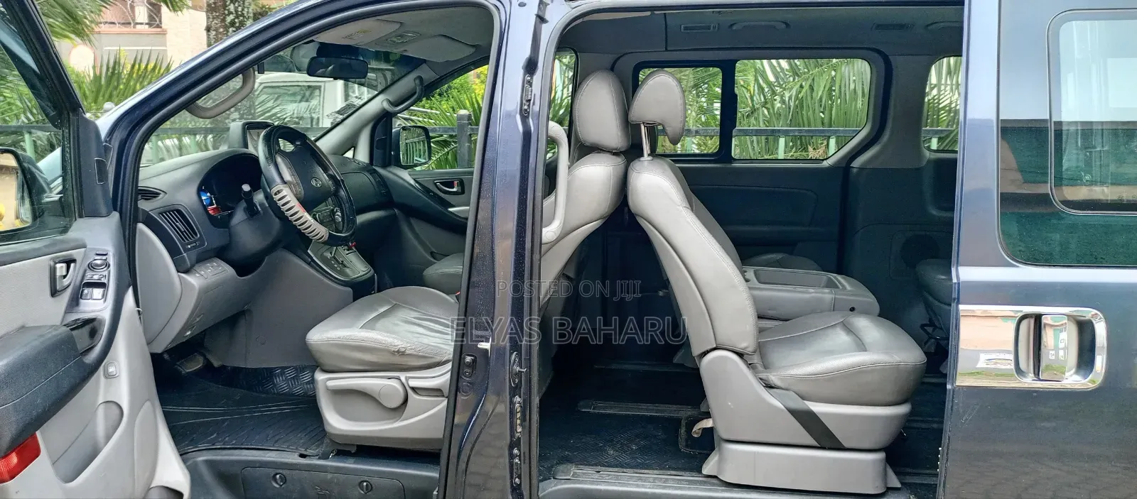 Hyundai Starex 2015 Blue