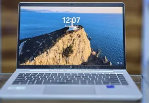 New Laptop HP EliteBook 640 G9 16GB Intel Core i7 SSD 512GB