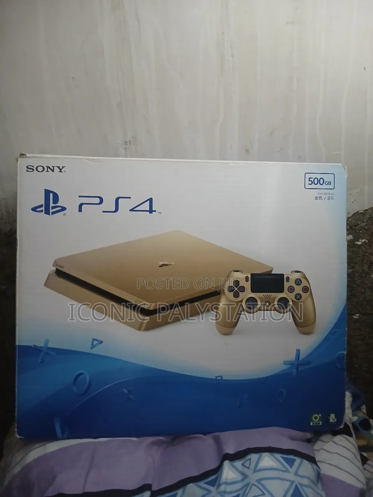 Packed Palystation 4slim With Two Original Joystik Iconic Playstation
