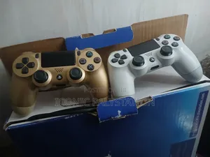Packed Palystation 4slim With Two Original Joystik Iconic Playstation