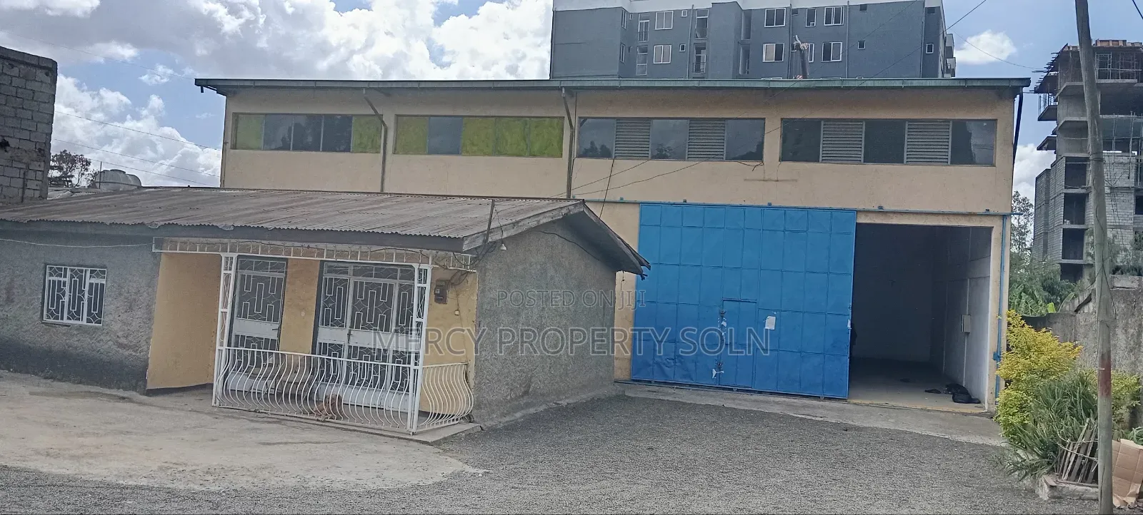 Warehouse for Rent Garment Lafto Area With Office Rooms መጋዘን ኪራይ