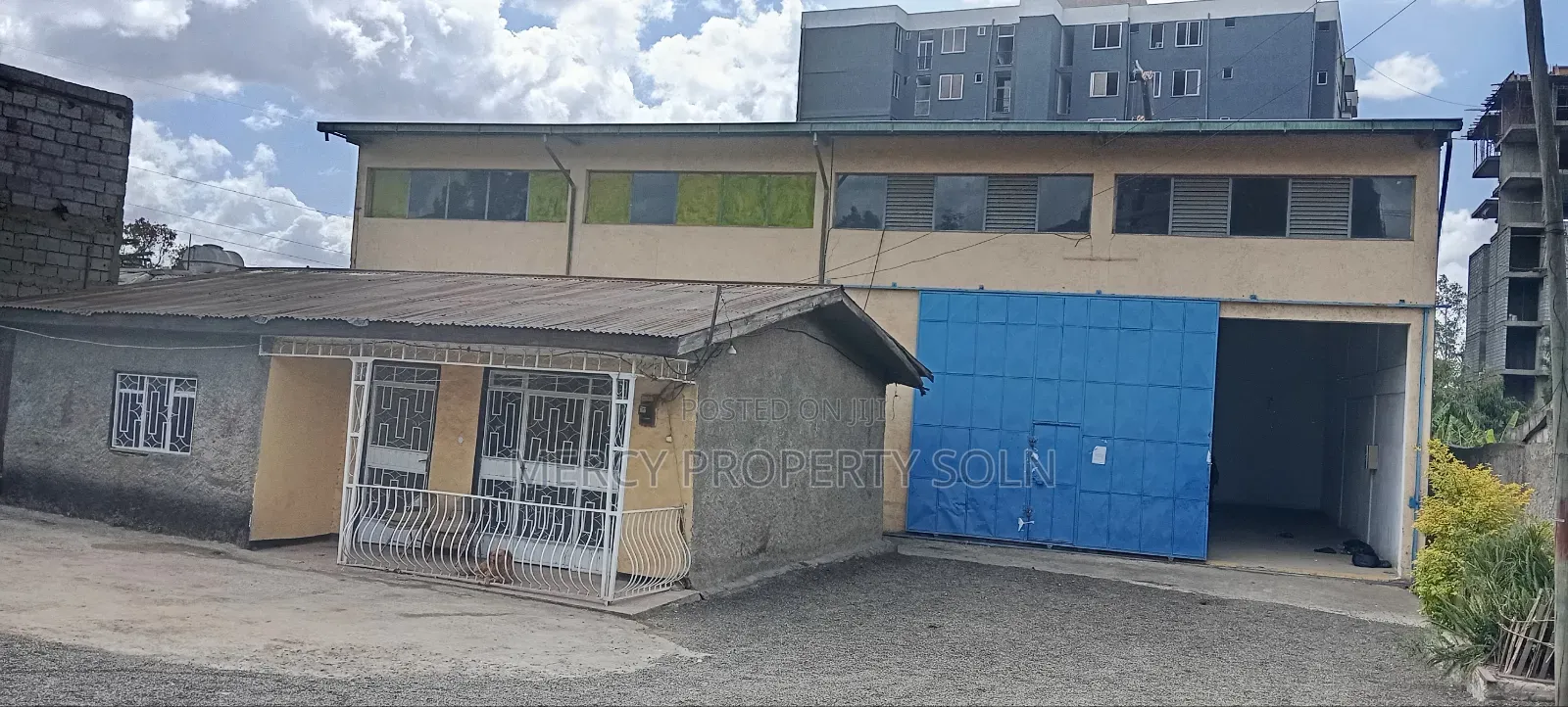 Warehouse for Rent Garment Lafto Area With Office Rooms መጋዘን ኪራይ
