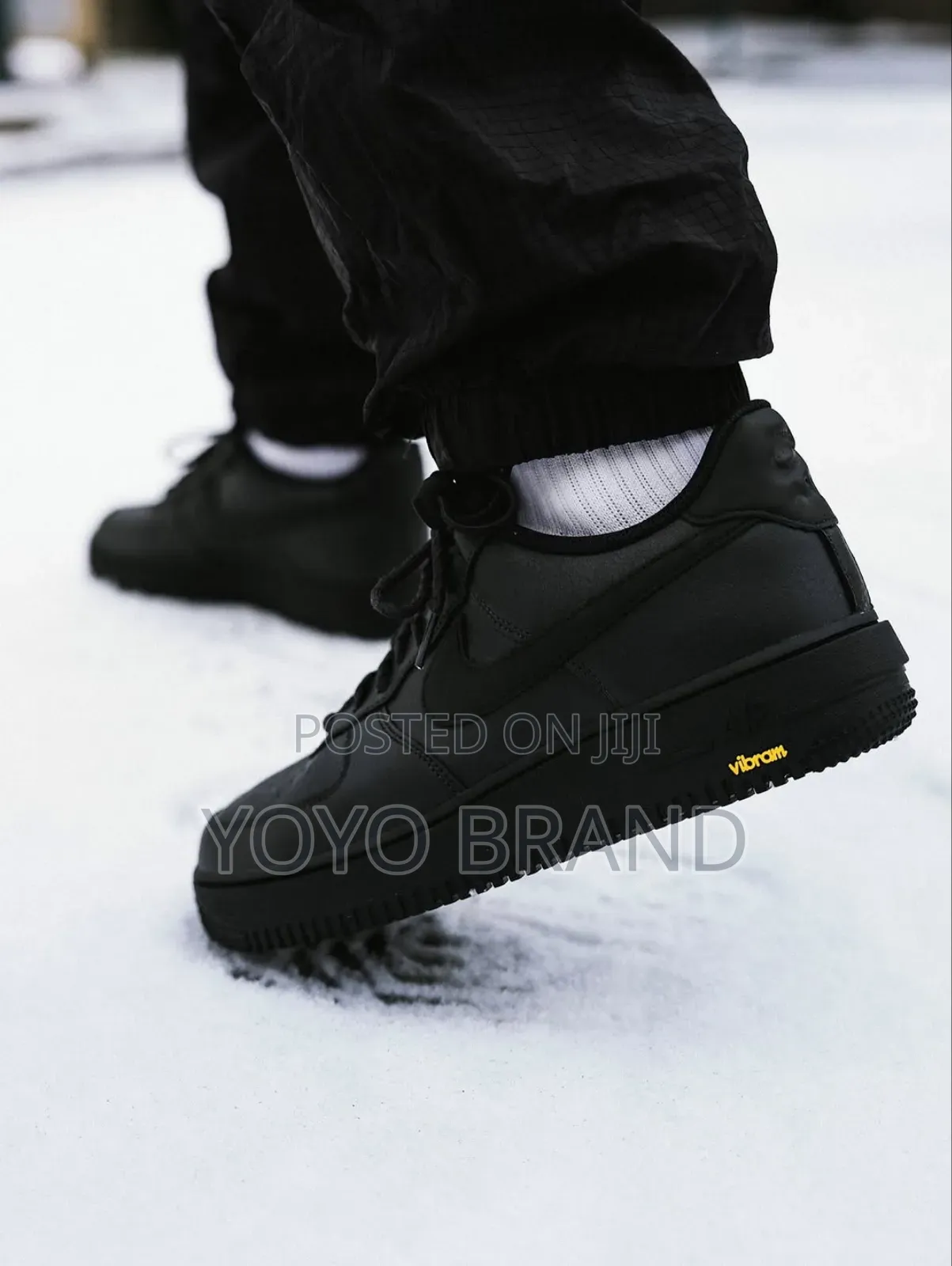 Nike Air Force 1gore-Tex Vibram Black Fashion Sneaker