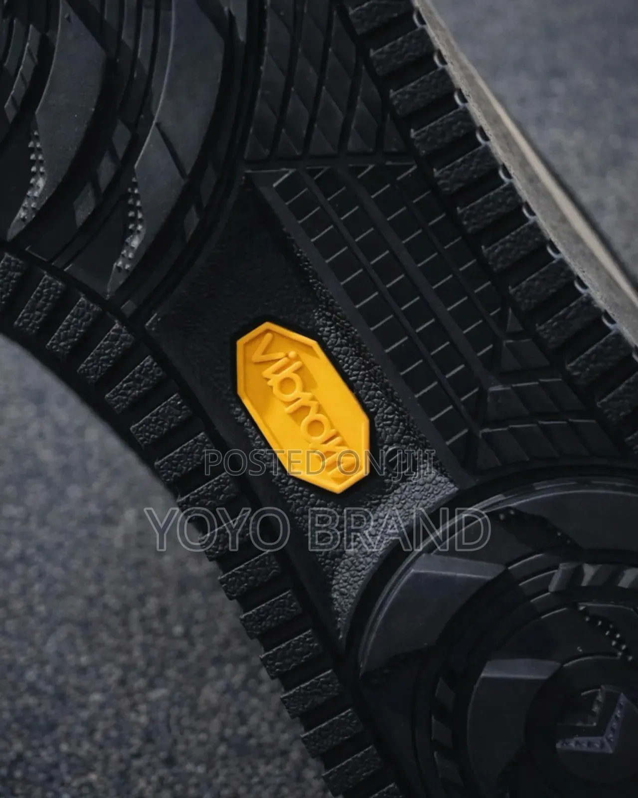 Nike Air Force 1gore-Tex Vibram Black Fashion Sneaker