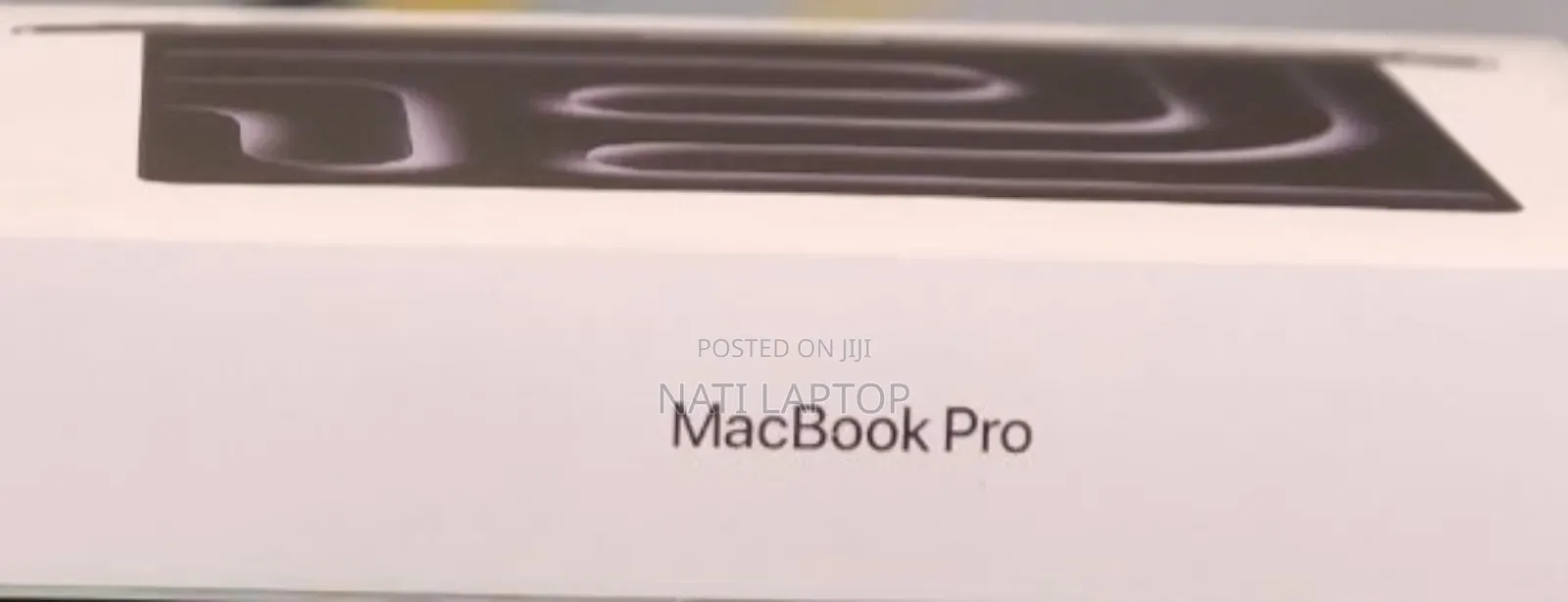 New Apple Macbook Pro 2025 M5 14-inch 16GB Apple M5 HDD+SSD 512GB