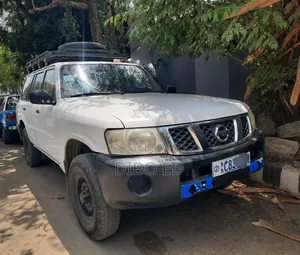 Nissan Patrol 2012 White