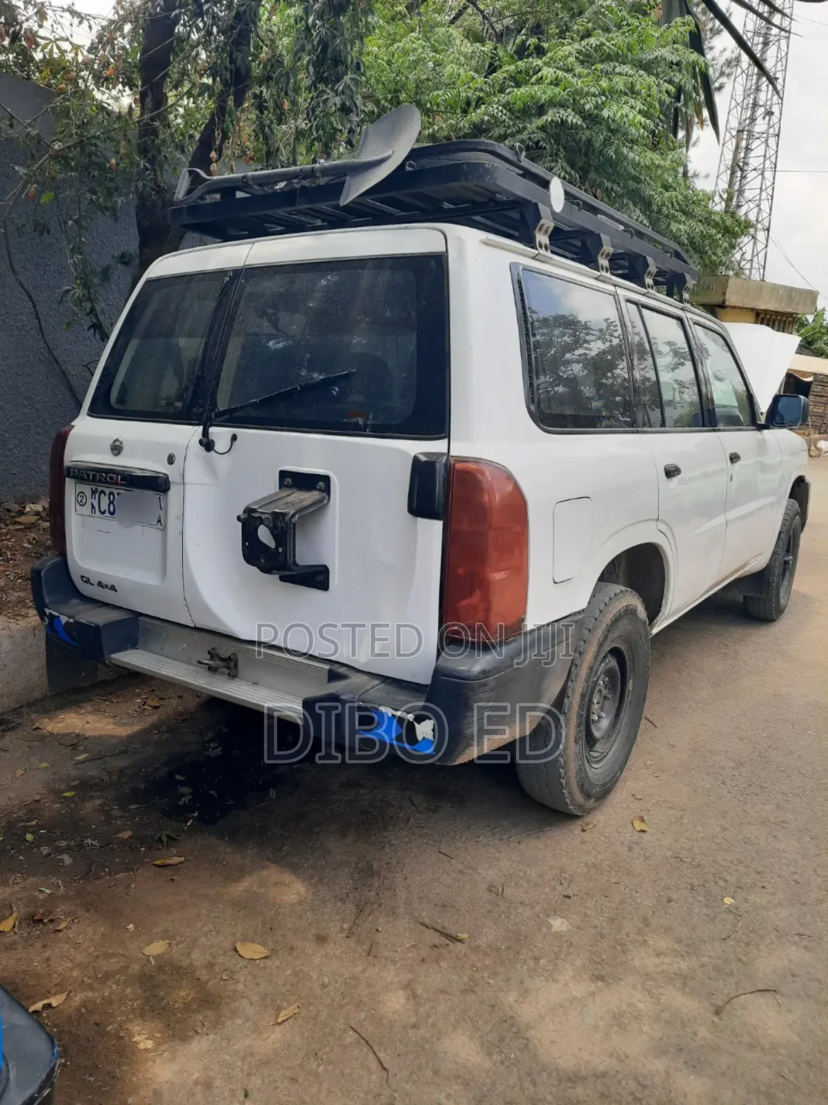 Nissan Patrol 2012 White