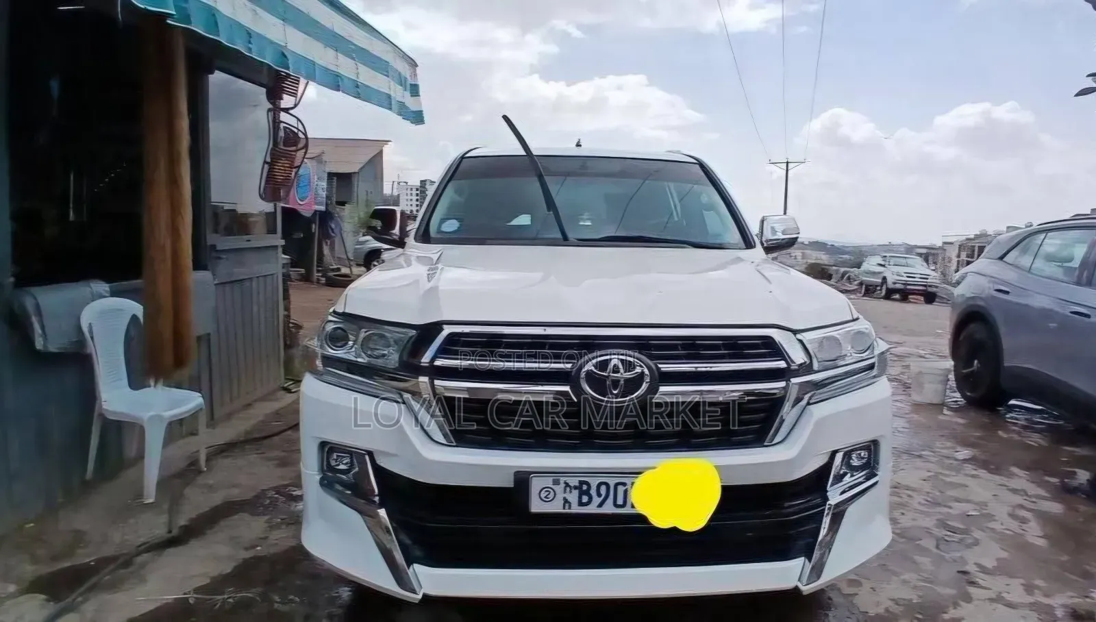 Toyota Land Cruiser 4.6 V8 GX 2012 White