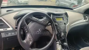 Hyundai Santa Fe GLS 4dr SUV (3.3L 6cyl 6A) 2015 Gray