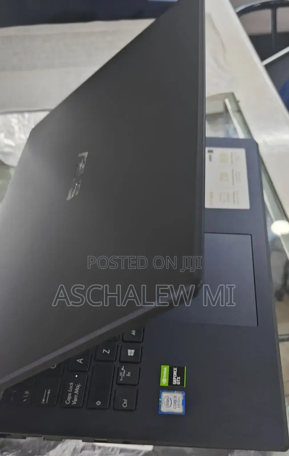 New Laptop Asus 8GB Intel Core i5 SSD 512GB