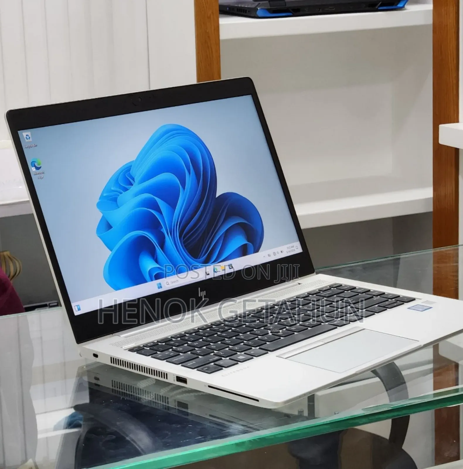 New Laptop HP EliteBook 840 8GB Intel Core i7 SSD 512GB