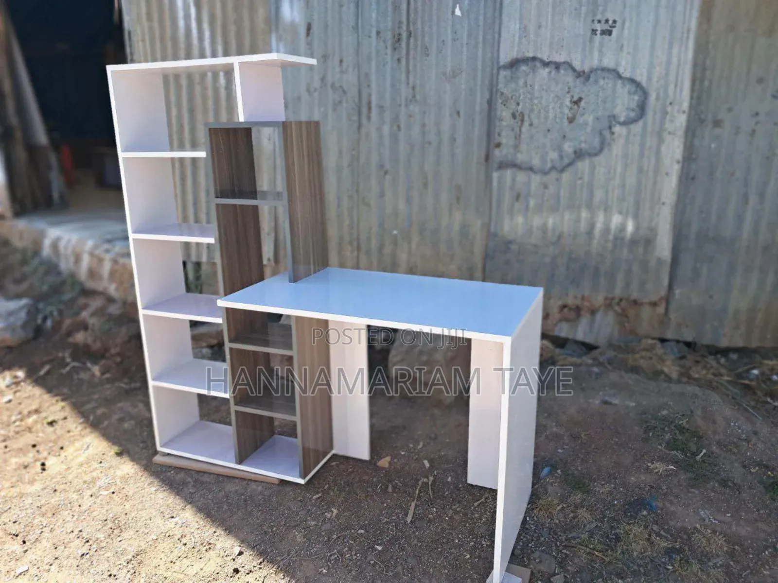 Reading Table