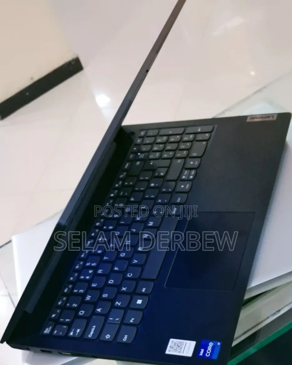 New Laptop Lenovo Ideapad V14 IGL 16GB Intel Core i7 SSD 512GB