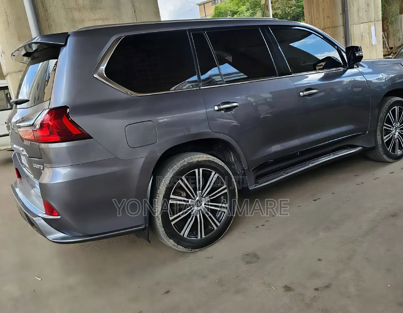 Lexus LX 570 AWD 2019 Gray