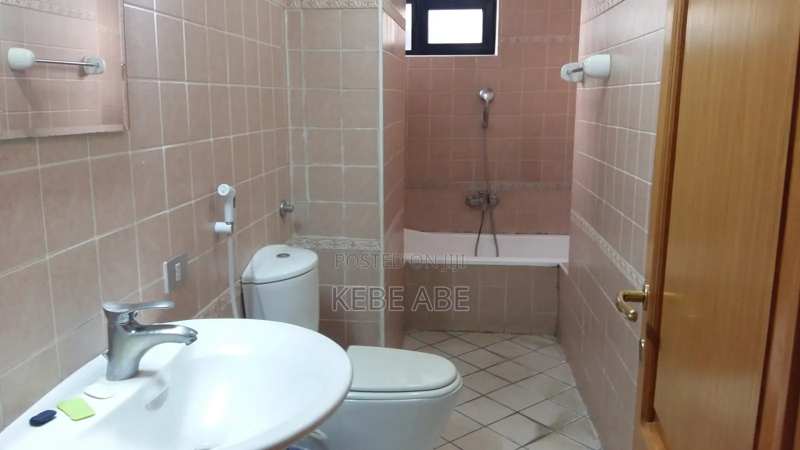 Furnished 2bdrm Apartment in Boren Realestate, Nifas Silk-Lafto