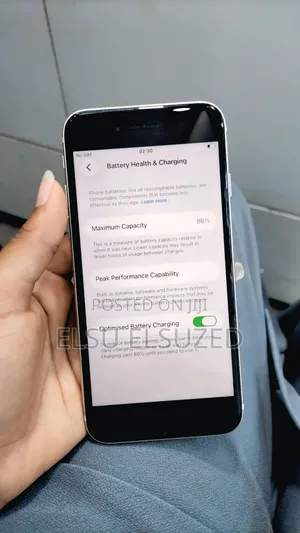Apple iPhone SE 64 GB White