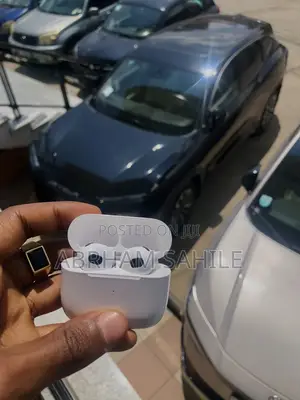 Airpods Pro 4