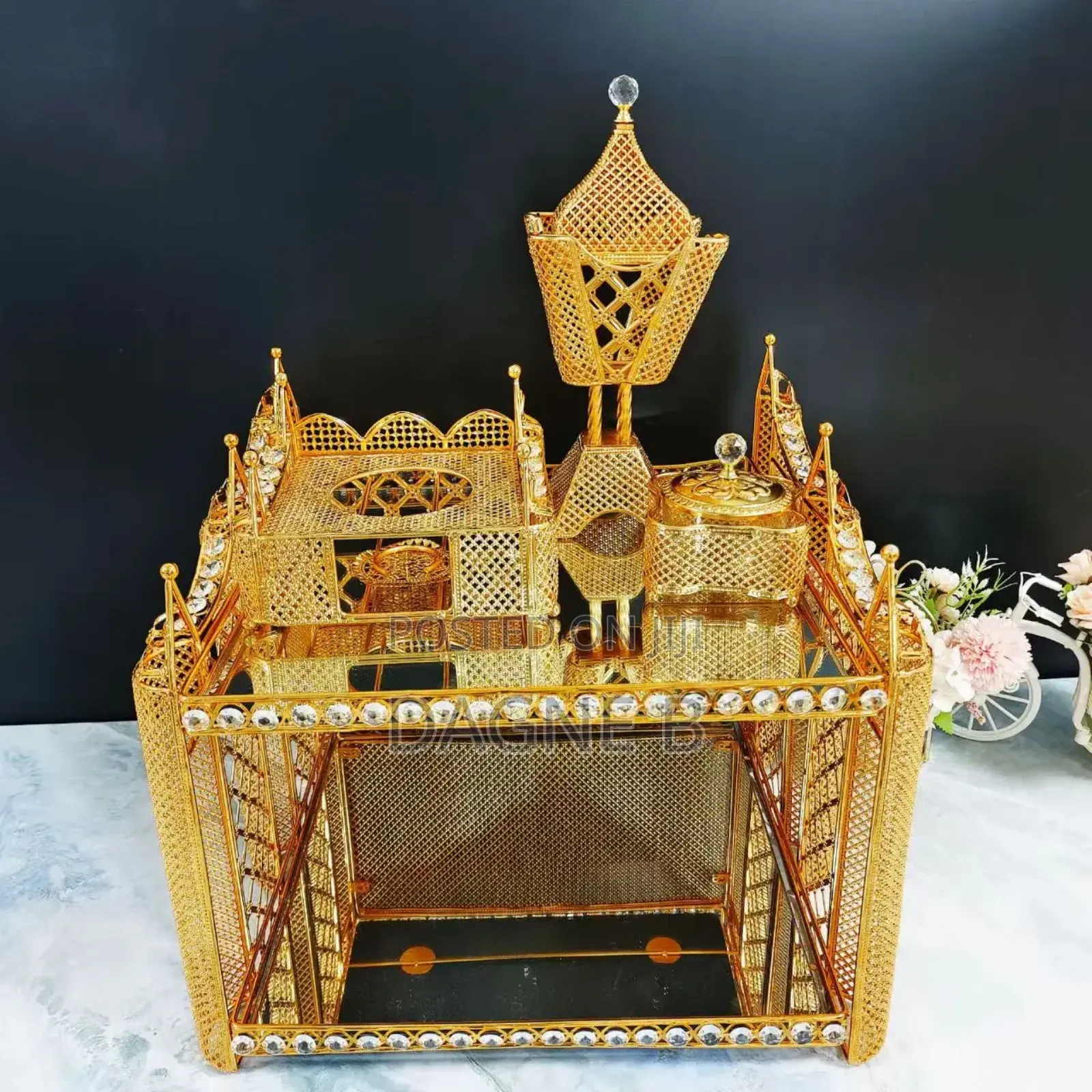 Fancy Golden Rekebot ወርቃማ ረከቦት