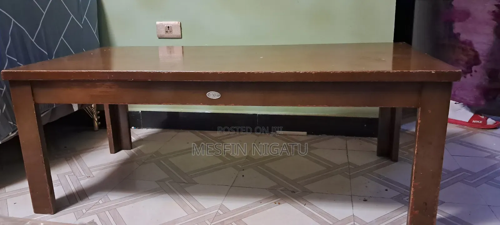 Gm Sofa Table