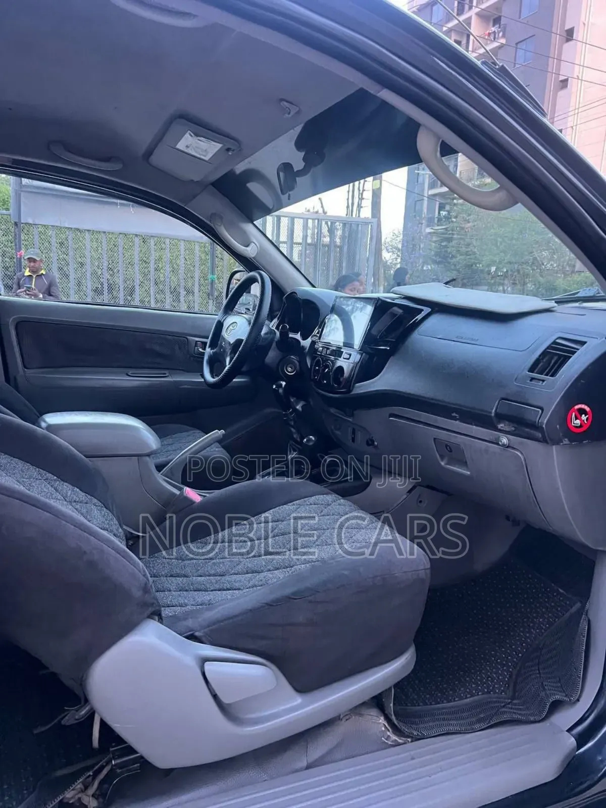 Toyota Hilux 2011 Black